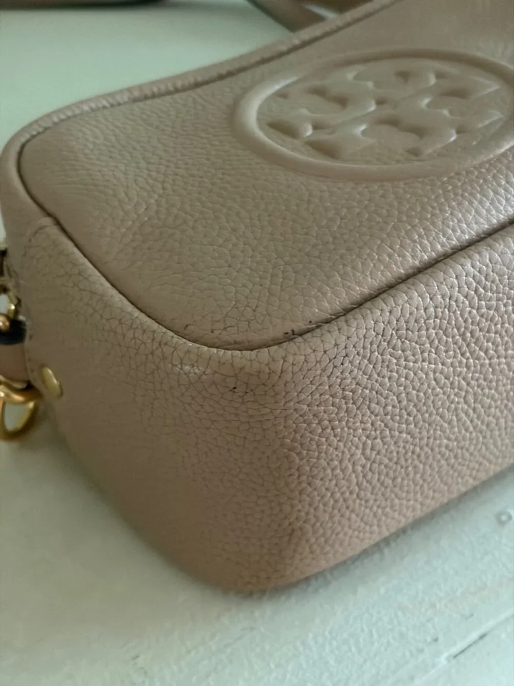 Tory Burch Perry Bombe Beige Crossbody Camera Handbag